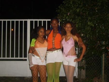 Dydy Axou and Titia